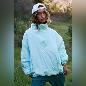 NWT Free People PrimaLoft Puffer Pullover Pastel Jade Large